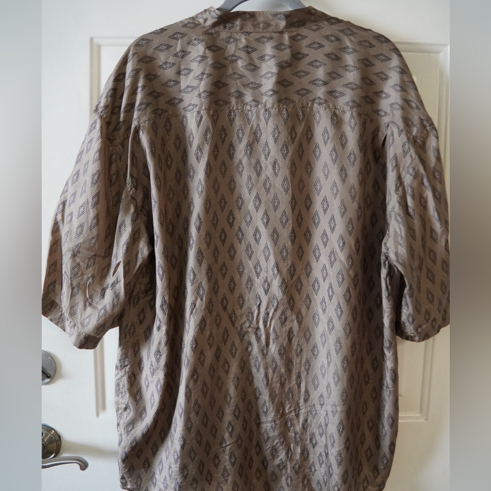 Utopia Geometric Patterned Button-Up 100% Silk Me… - image 6